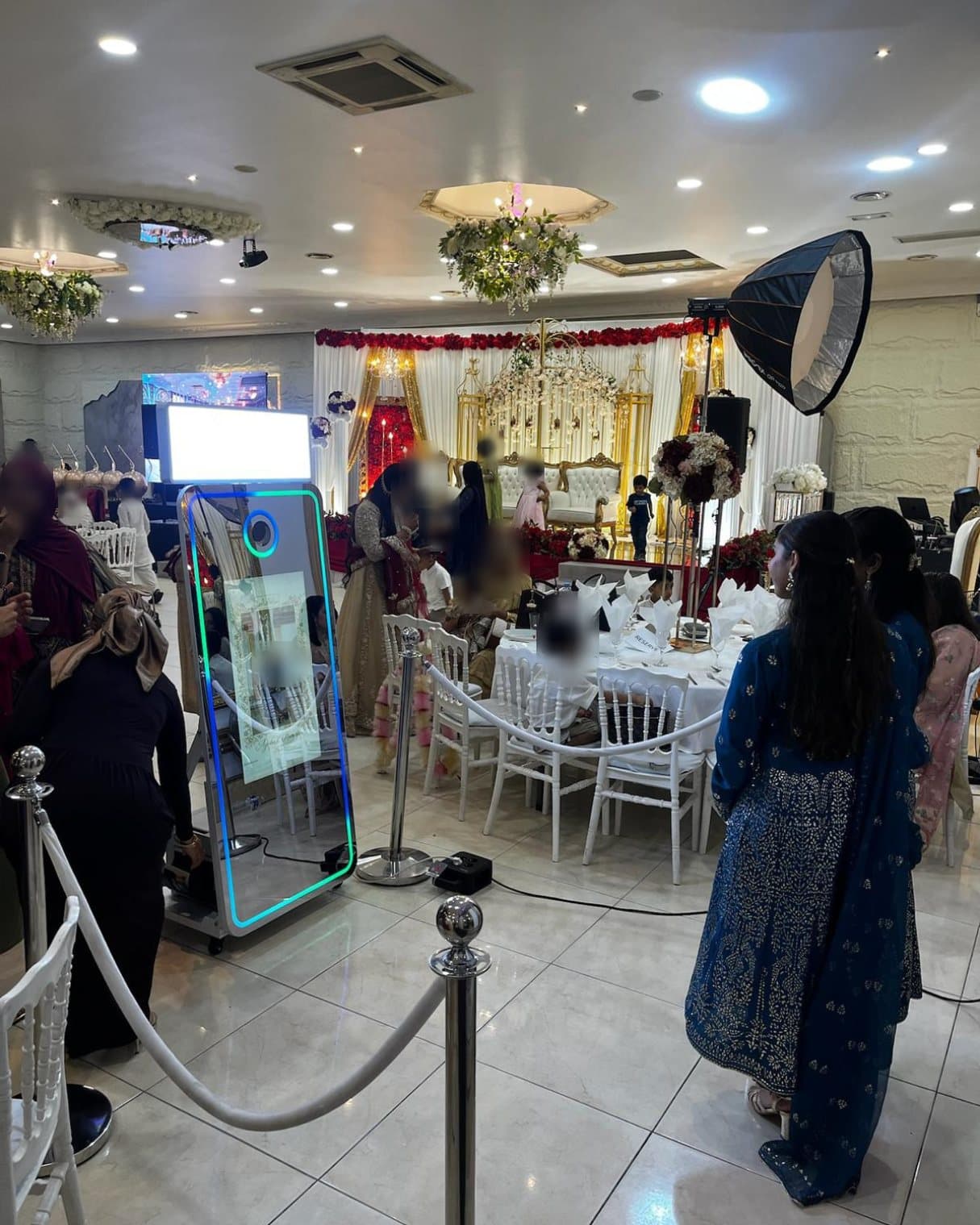 Miroir photobooth Lumosia lors d’un mariage — Essonne